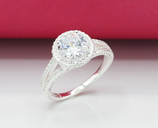 Ladies Zirconia Ring