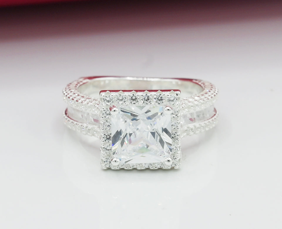 Ladies Zirconia Ring (3)