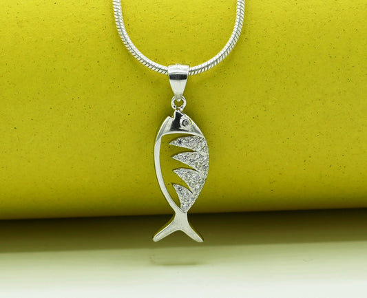 Pendant (6)