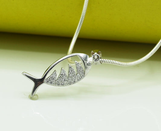 Pendant (6)