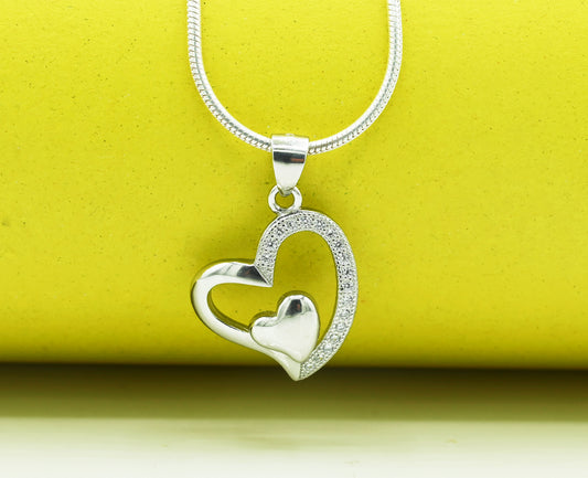Pendant (9)