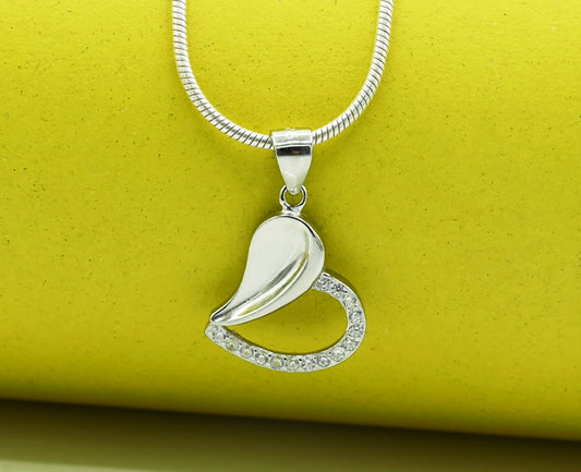 Pendant (4)