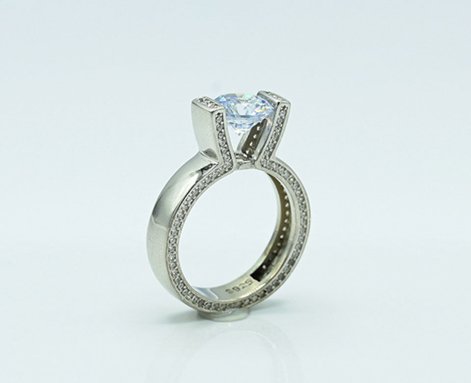 Garnet Elegant & Zircon Ring