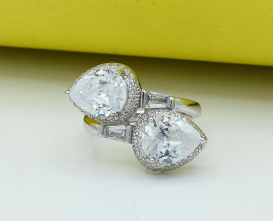 Ladies ring Silver 925 Rhodium plated Studded with zircons