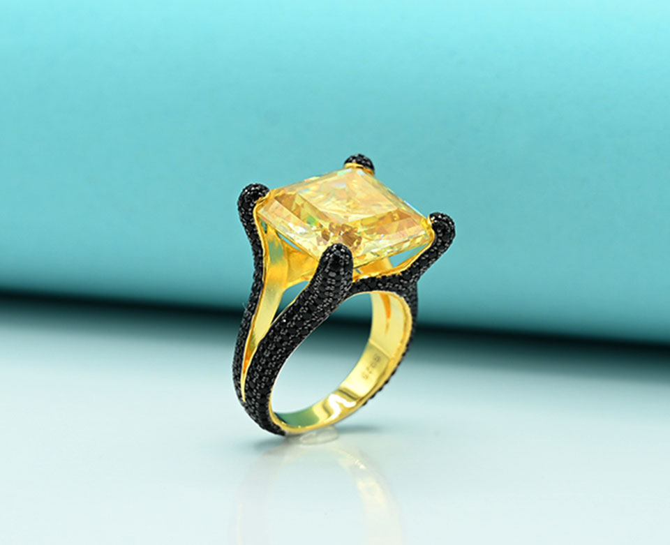 Topaz & Black Zircon Ladies Ring