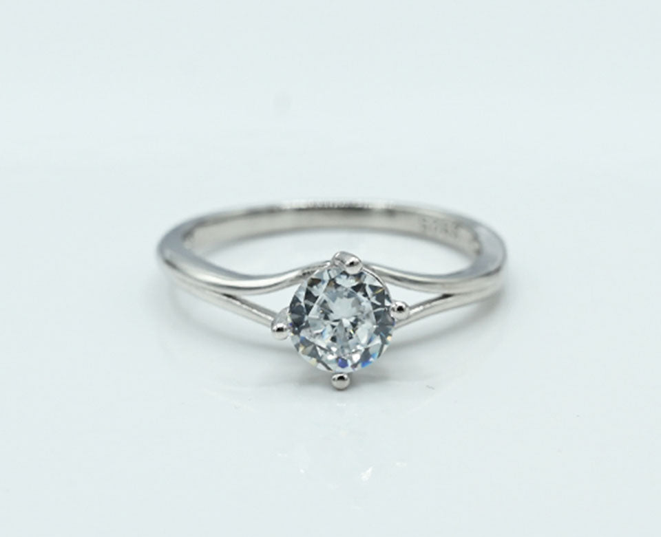 Magnificent Moissanite Ladies Ring