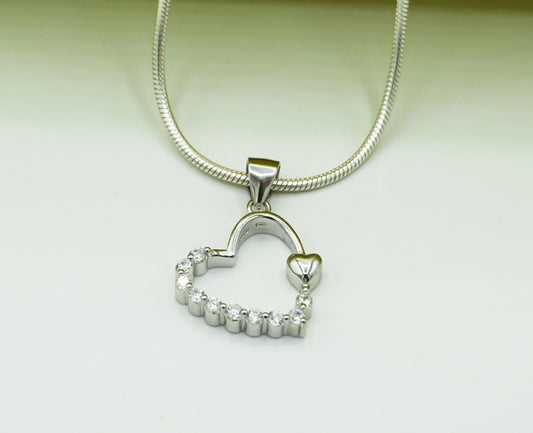 Pendant (12)