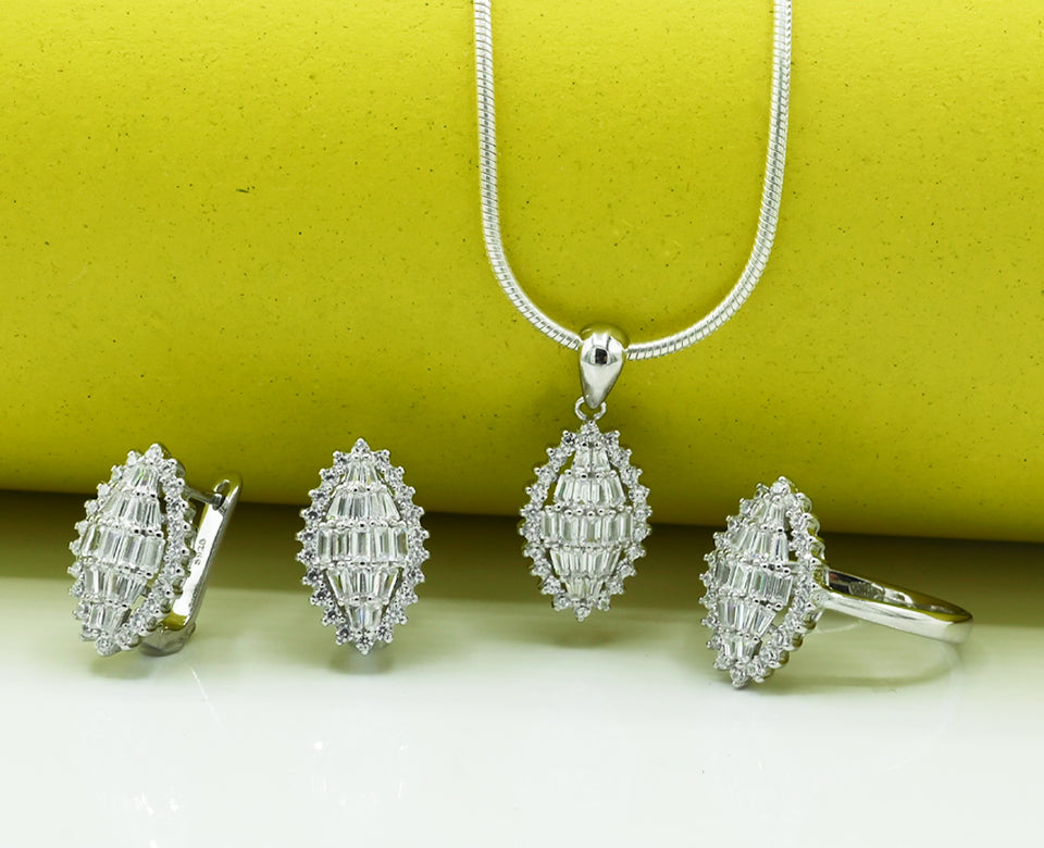Pendant Set (6)